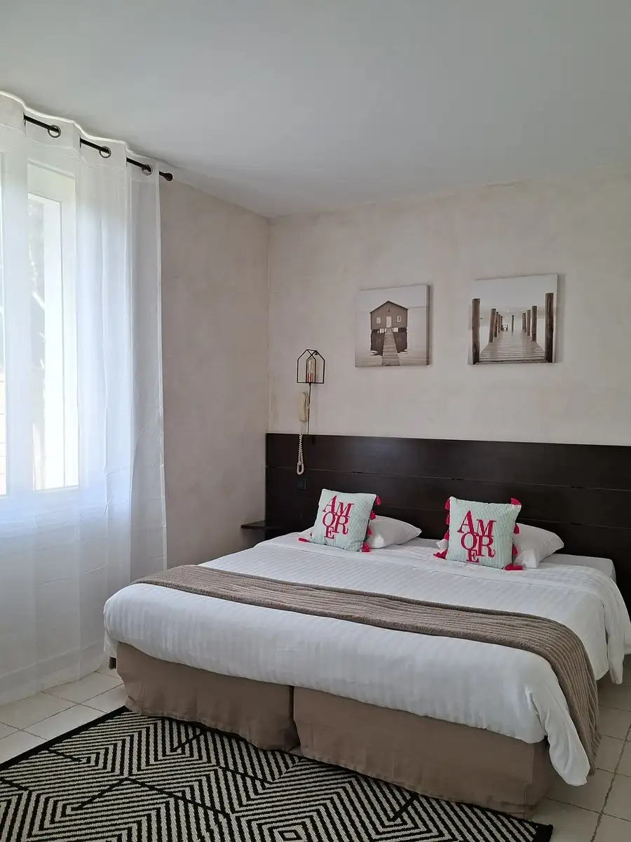 Chambre Deluxe Avec Terrasse Rez De Jardin