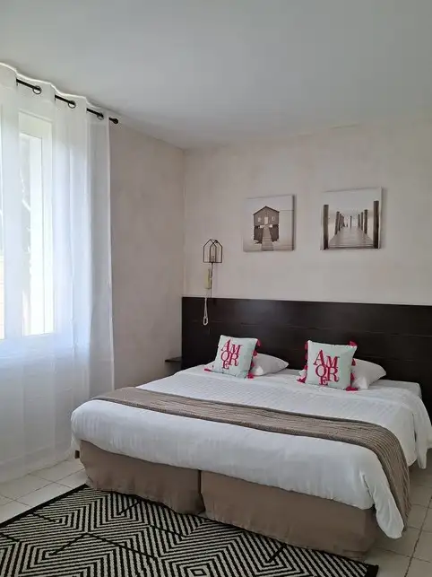 Chambre Deluxe Avec Terrasse Rez De Jardin